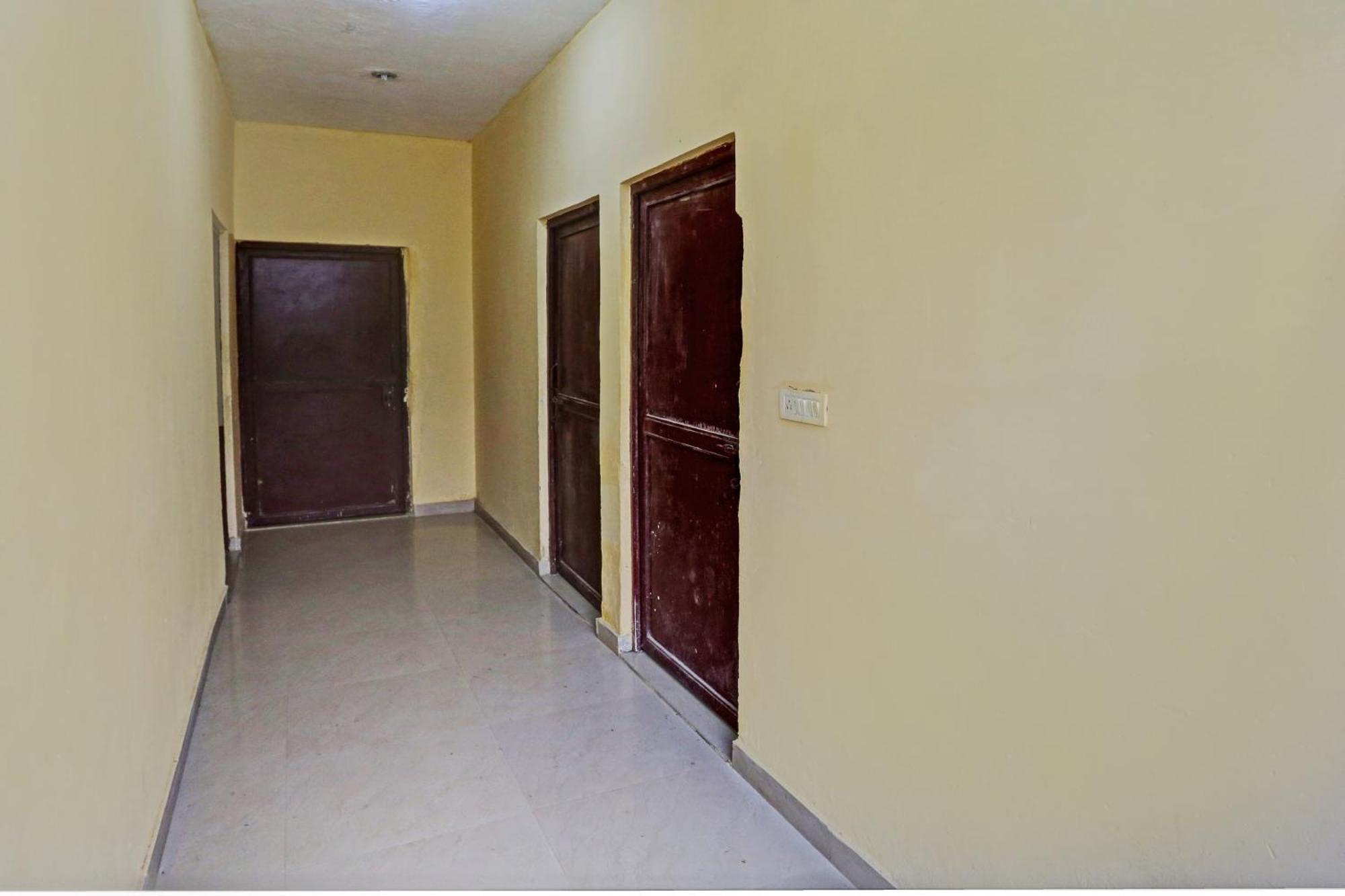 Hotel O Kamla Banquet Hall Moradabad Εξωτερικό φωτογραφία