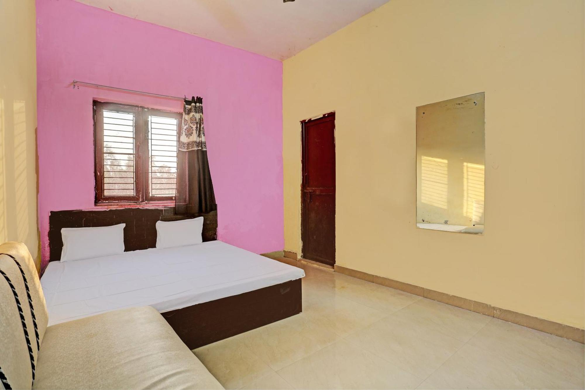 Hotel O Kamla Banquet Hall Moradabad Εξωτερικό φωτογραφία