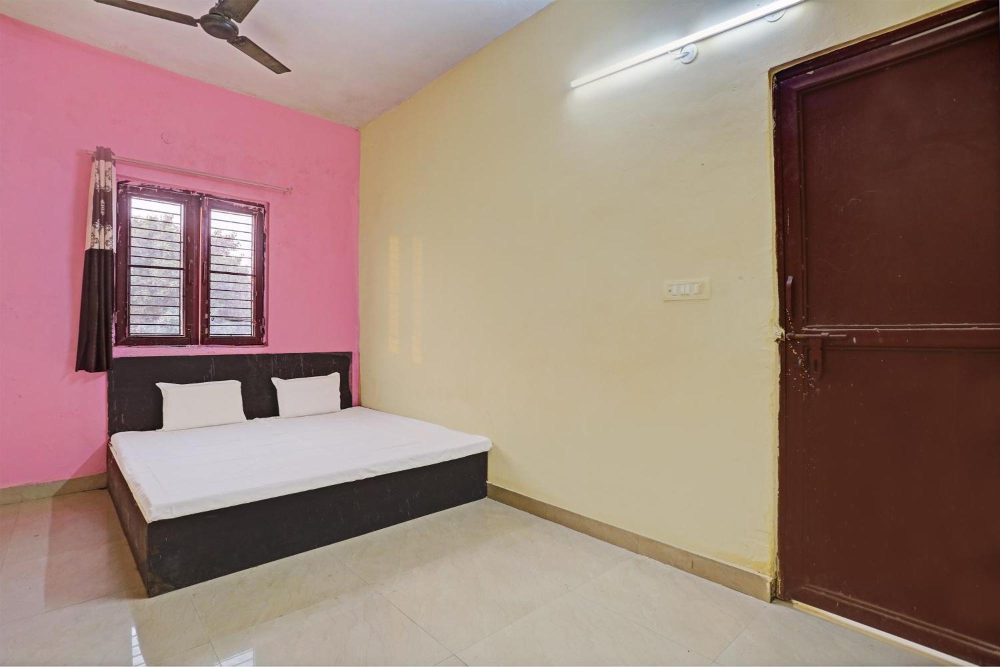 Hotel O Kamla Banquet Hall Moradabad Εξωτερικό φωτογραφία